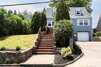 93 Joyce Rd, Eastchester, NY 10709