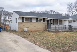 946 Minerva Ave, Columbus, OH 43229