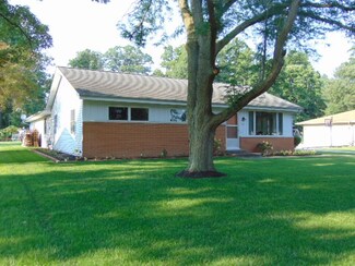 305 Parkway St, Berne, IN 46711