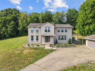 3742 Ridgeland Dr, Nashport, OH 43830