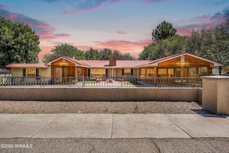 2961 Mcdowell Place, Las Cruces, NM 88005