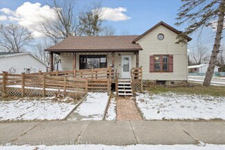 527 E Columbia St, Mason, MI 48854