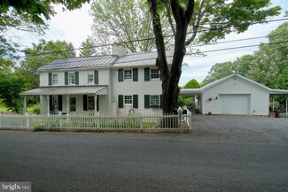 76 Rock Ridge Rd, Upper Black Eddy, PA 18972