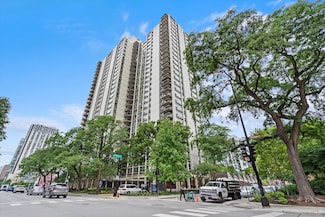 1255 N Sandburg Terrace Unit 305E, Chicago, IL 60610