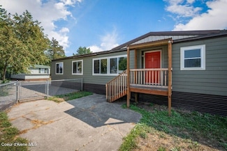 957 N Maranatha Dr, Post Falls, ID 83854