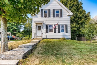 8 Beech St, Bellingham, MA 02019