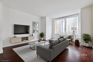 306 Gold St Unit 16D, Brooklyn, NY 11201