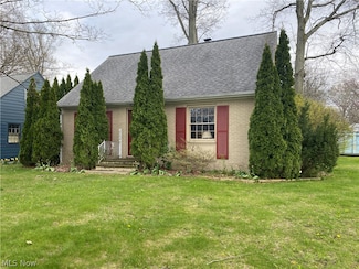 2542 W 8th St, Ashtabula, OH 44004