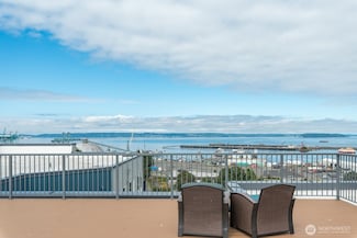 2824 Grand Ave Unit A212, Everett, WA 98201