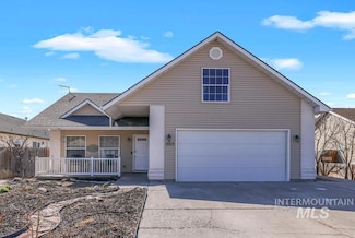 1003 Lauren Ln, Filer, ID 83328