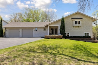 13961 92nd Place N, Maple Grove, MN 55369
