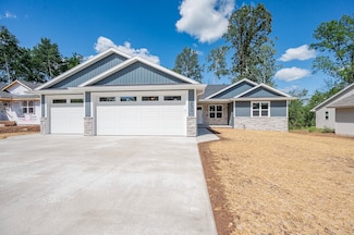 2570 Meyer Way, de Pere, WI 54115