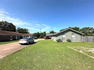 2402 Parker Cir, Georgetown, TX 78628