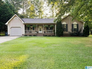 712 Timber Way, Weaver, AL 36277