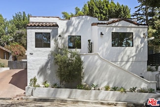 954 Venango Ave, Los Angeles, CA 90029