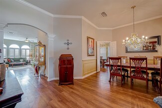 21525 Kingdom Edge Dr, Kingwood, TX 77339