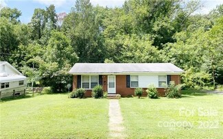2900 Edsel Place, Charlotte, NC 28205