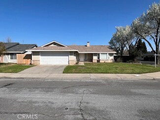 3702 Duke Ct, Merced, CA 95348