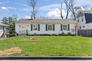 653 Lewiston Dr, Saint Louis, MO 63122