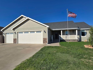 4605 Van Buren Dr, Hays, KS 67601