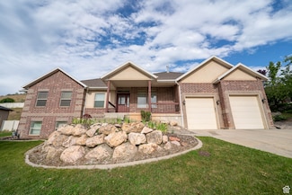 271 E Eagle Ridge Dr, North Salt Lake, UT 84054