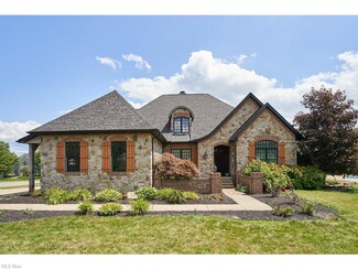 505 Sawgrass Dr, Akron, OH 44333