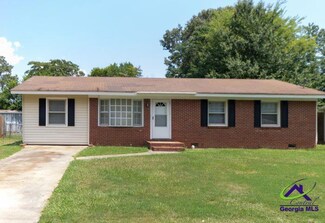 102 Williams St, Warner Robins, GA 31093