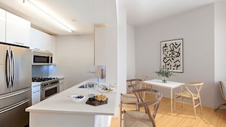 227 W 77th St Unit 14-M, New York, NY 10024
