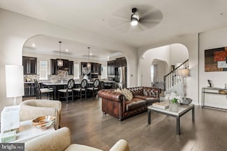 5527 Golden Eagle Rd, Frederick, MD 21704