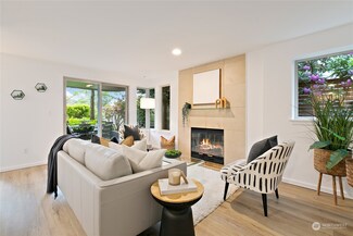 2145 Dexter Ave N Unit 105, Seattle, WA 98109