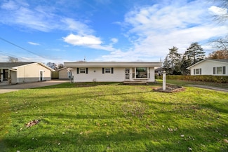 4619 Village St, Erie, PA 16506