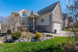 1922 Marblecliff Crossing Ct, Columbus, OH 43204