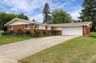 1902 N Detroit St, Xenia, OH 45385