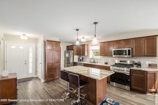 4012 Eastbridge Rd, Stockbridge, MI 49285