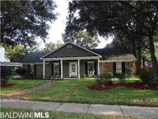 6125 Scenic West Dr, Mobile, AL 36693