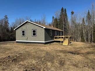 1108 Bear Hill Rd, Dover Foxcroft, ME 04426