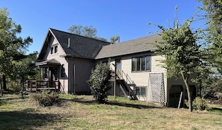 2452 State Highway 135, Monmouth, IL 61462