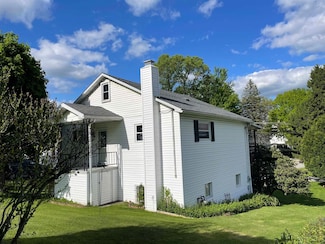303 Morgantown St, Kingwood, WV 26537