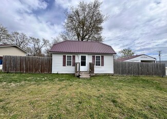 305 S Washington St, Diamond, MO 64840