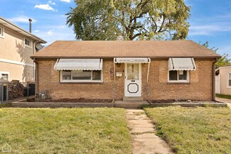 4025 Grace St, Schiller Park, IL 60176