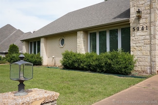5941 E 87th St, Tulsa, OK 74137