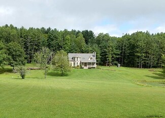 409 Quay Rd, Altamont, NY 12009