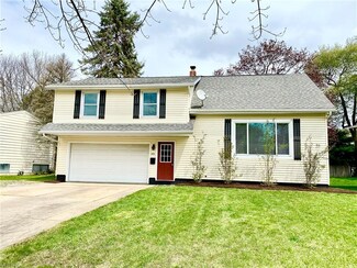 401 Silver Meadows Blvd, Kent, OH 44240