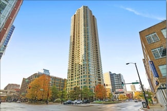 400 N La Salle Dr Unit 1709, Chicago, IL 60654