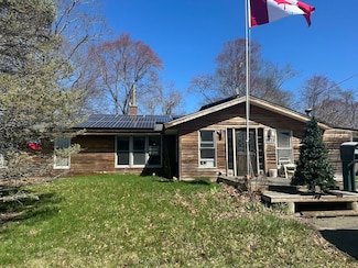 189 Kevin Rd, Brockton, MA 02302