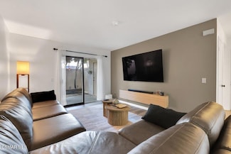 15202 Campus Park Dr Unit C, Moorpark, CA 93021