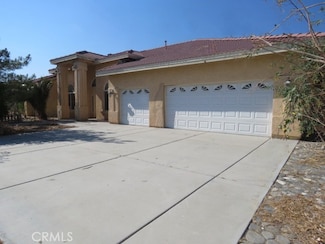 2425 Tokay Rd, Phelan, CA 92371