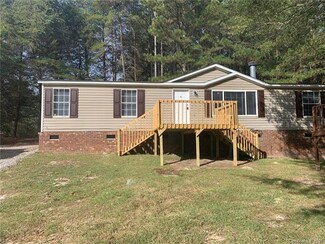 888 Baker Rd Unit 1, Jefferson, SC 29718