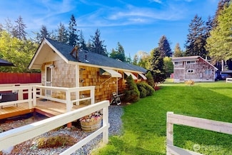 5024 Saratoga Rd Unit Studio, Langley, WA 98260