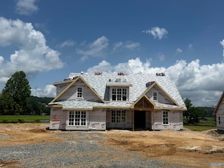 334 Lake Creek Dr, Guntersville, AL 35976